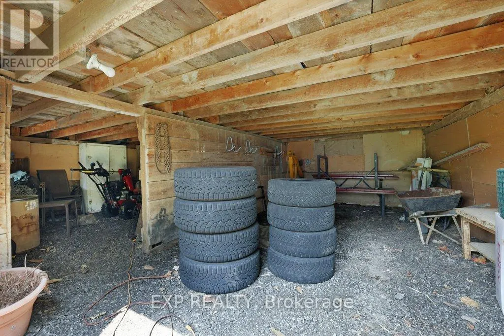 79 COUNTY RD 5 ROAD