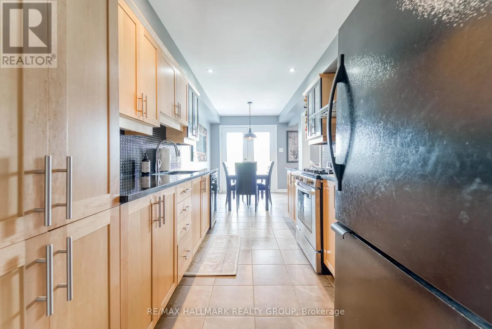 228 EYE BRIGHT CRESCENT