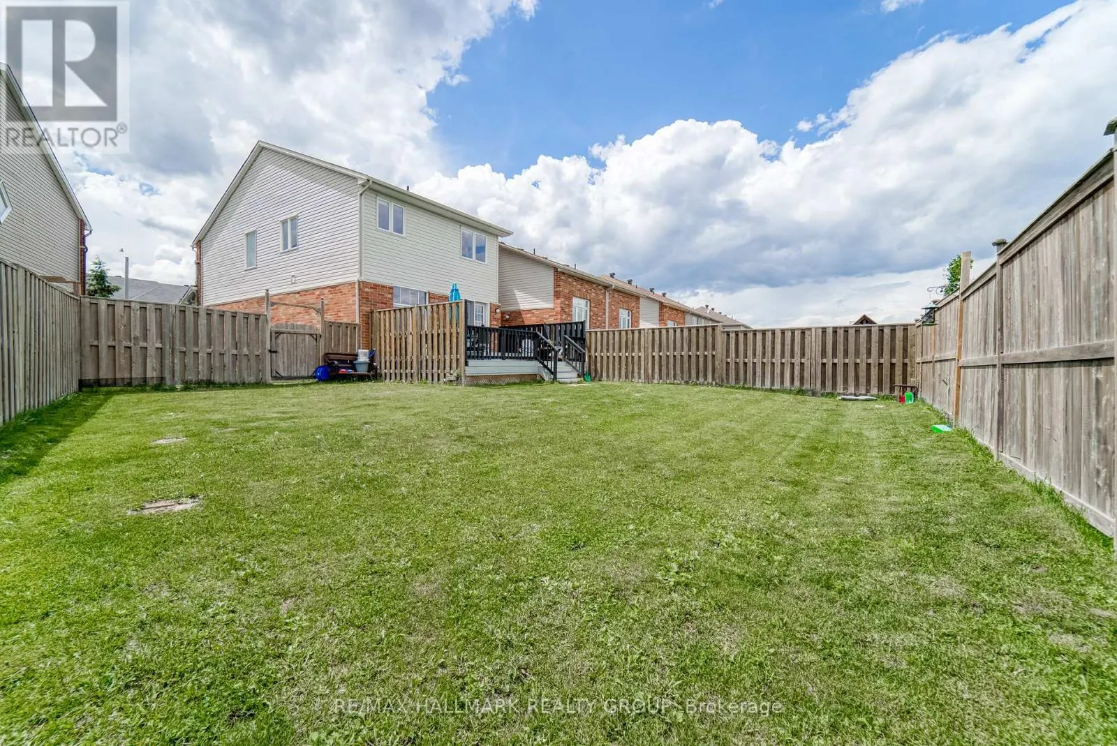 228 EYE BRIGHT CRESCENT