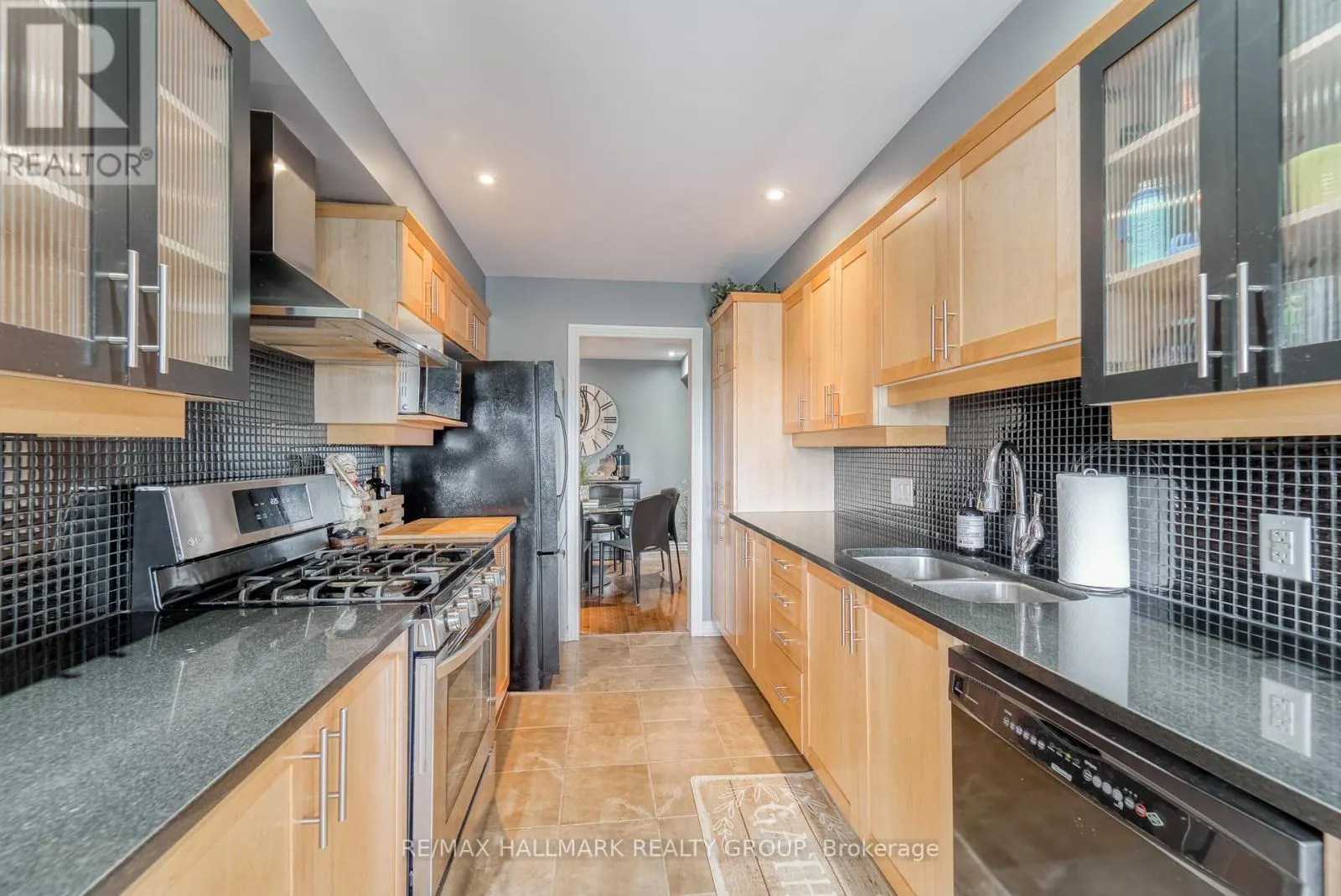 228 EYE BRIGHT CRESCENT