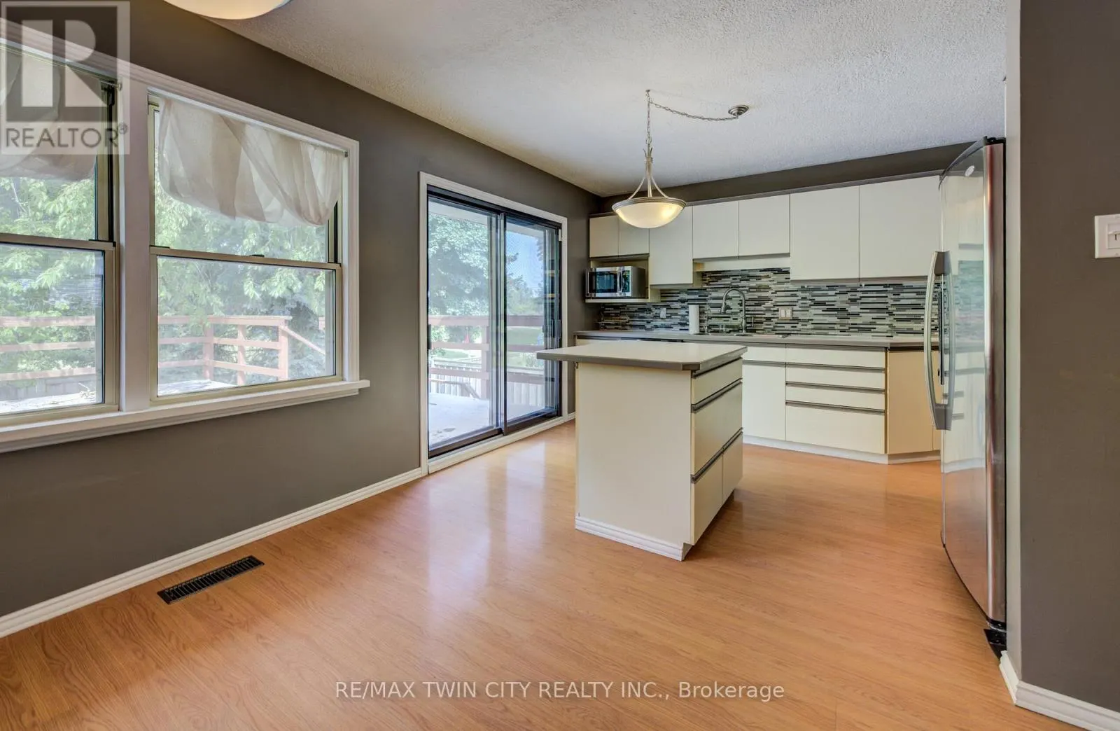 74 LAKESIDE DRIVE