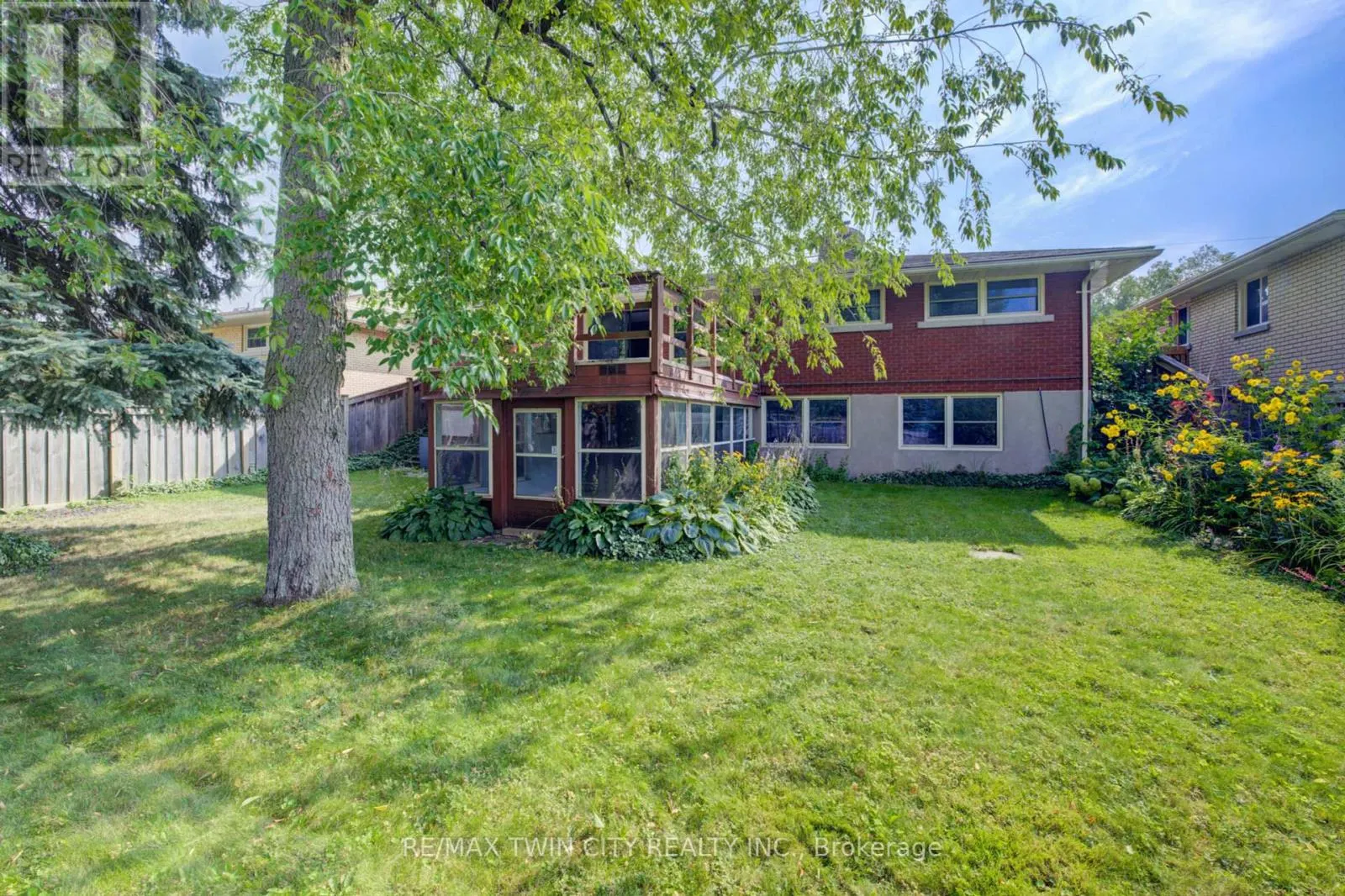 74 LAKESIDE DRIVE