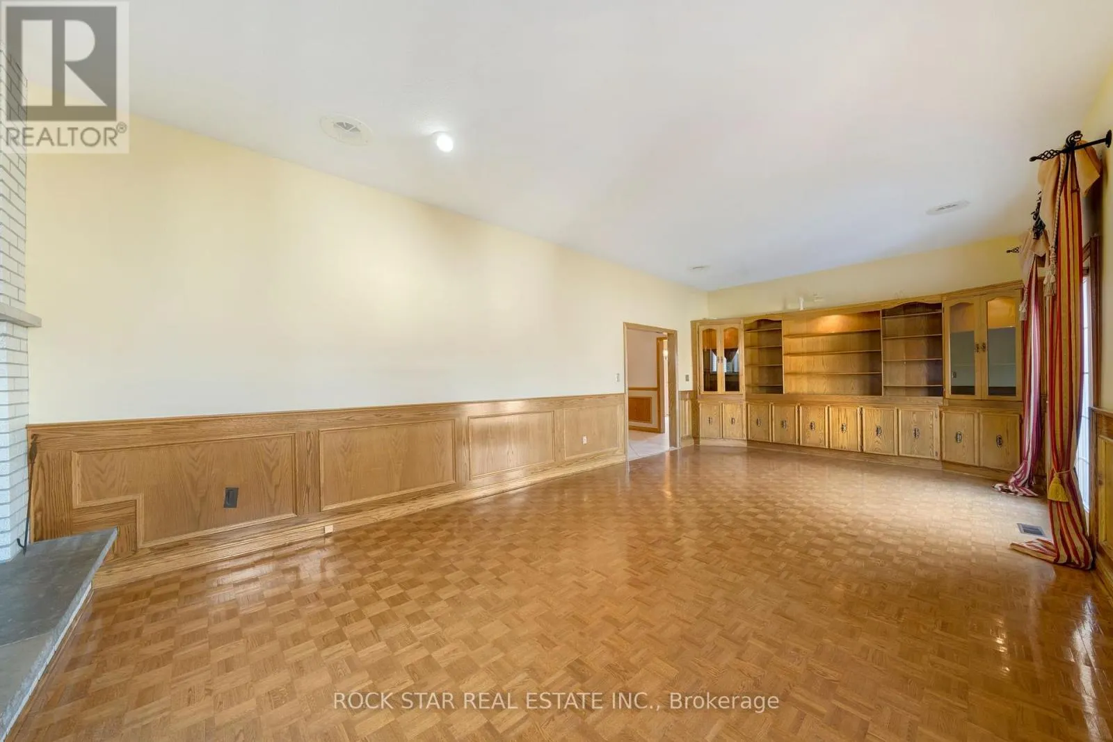 7105 YORK DRIVE