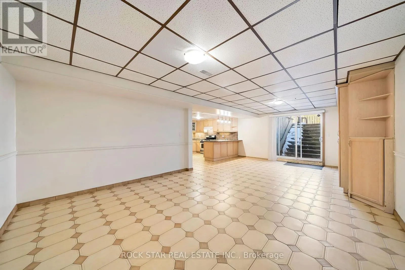 7105 YORK DRIVE