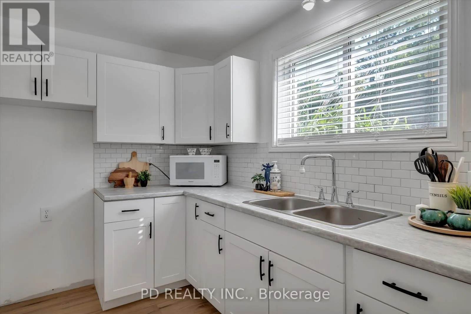 C - 102 RITA CRESCENT, #C