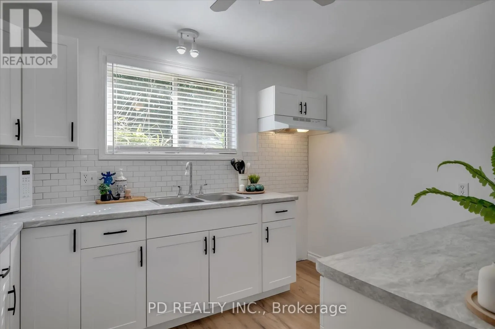 C - 102 RITA CRESCENT, #C