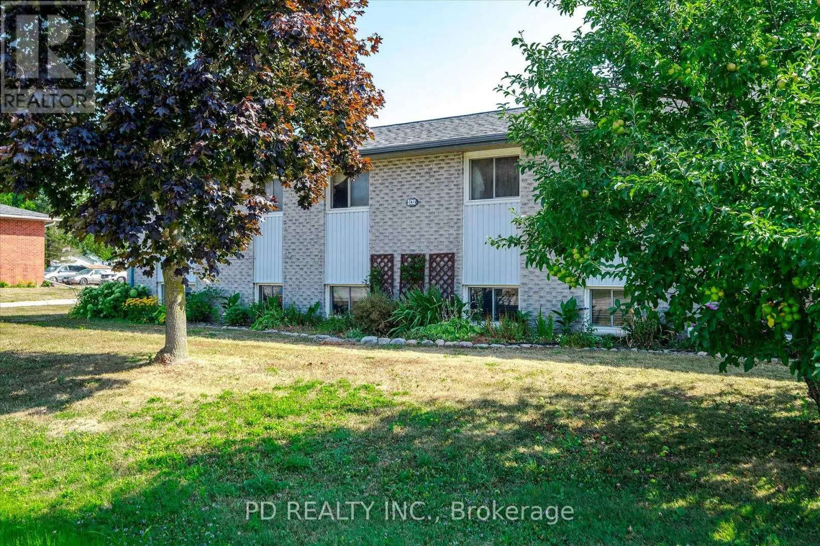 C - 102 RITA CRESCENT, #C