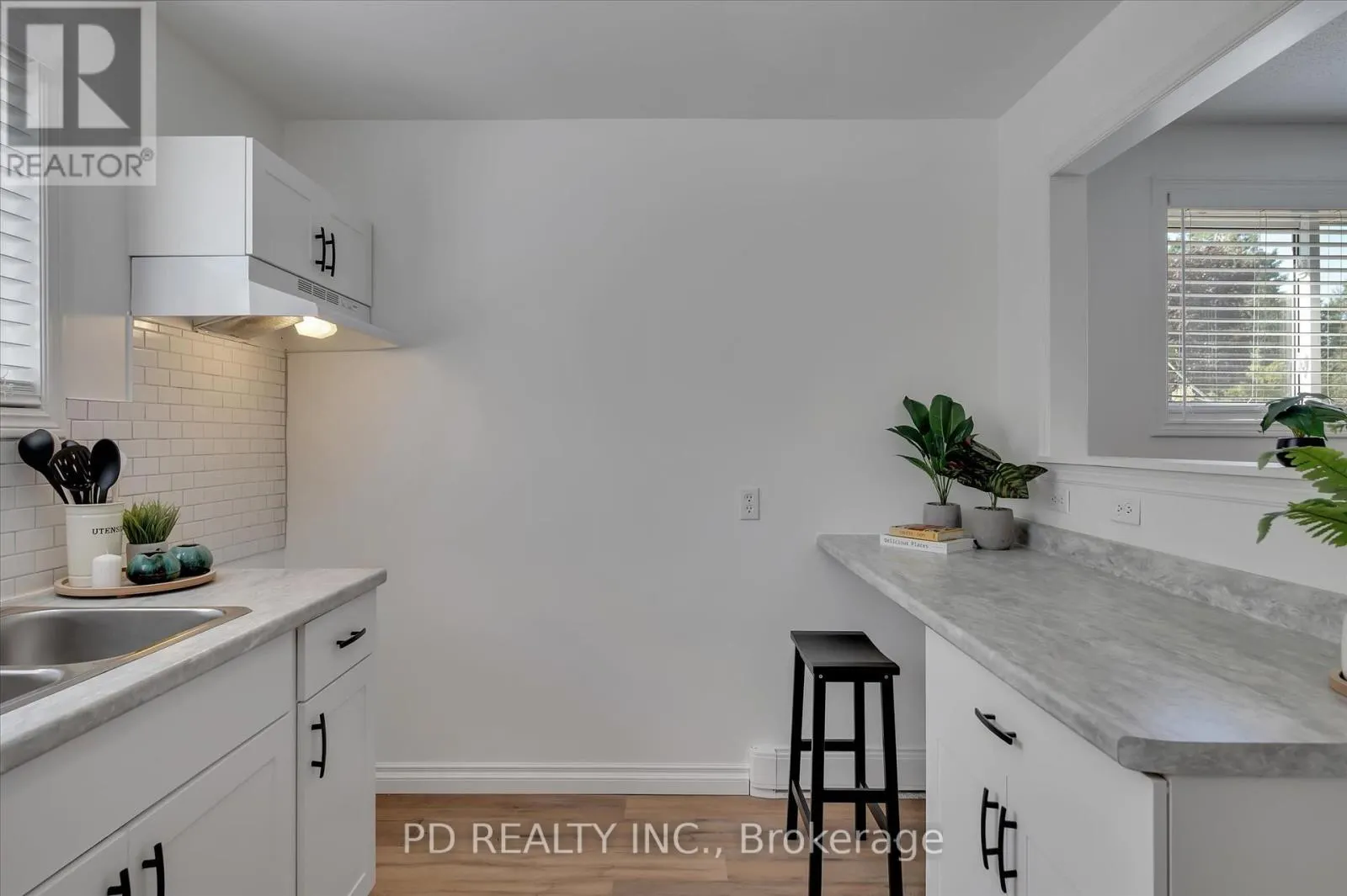 C - 102 RITA CRESCENT, #C