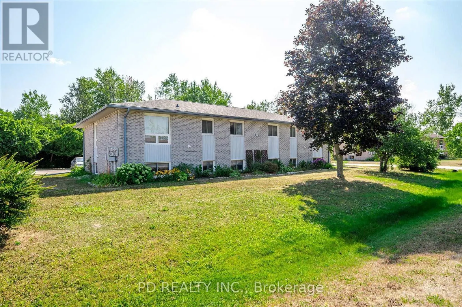 C - 102 RITA CRESCENT, #C