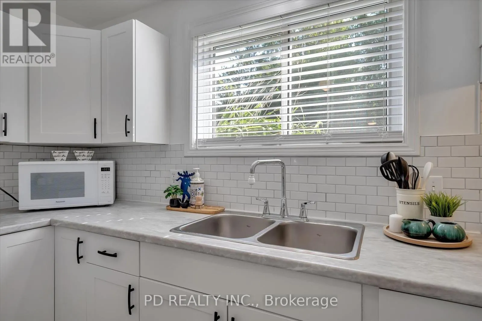 C - 102 RITA CRESCENT, #C