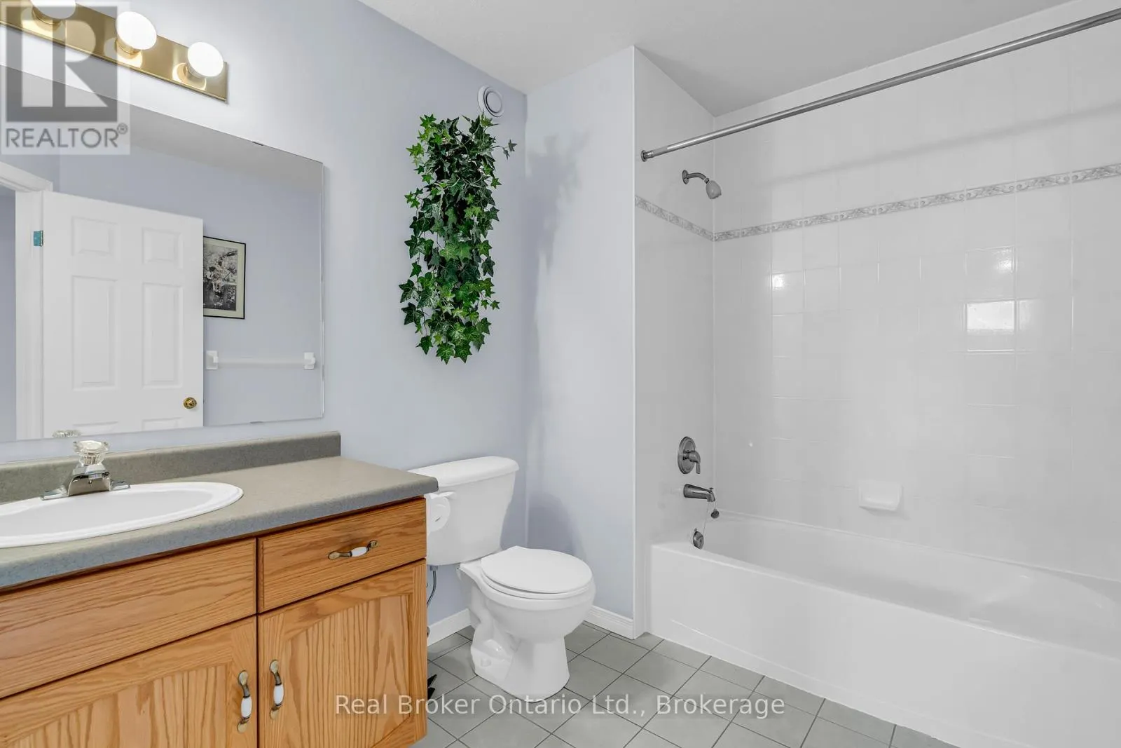 37 BORLAND DRIVE