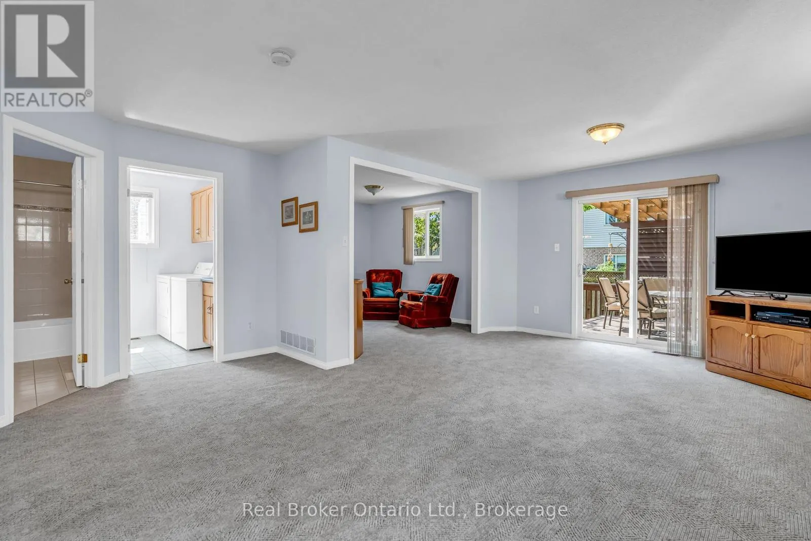 37 BORLAND DRIVE