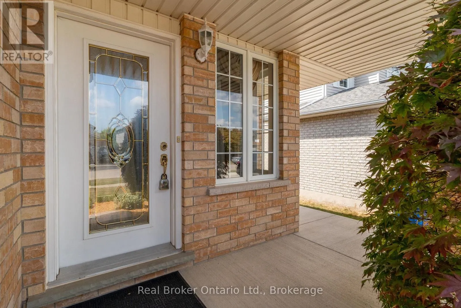 37 BORLAND DRIVE