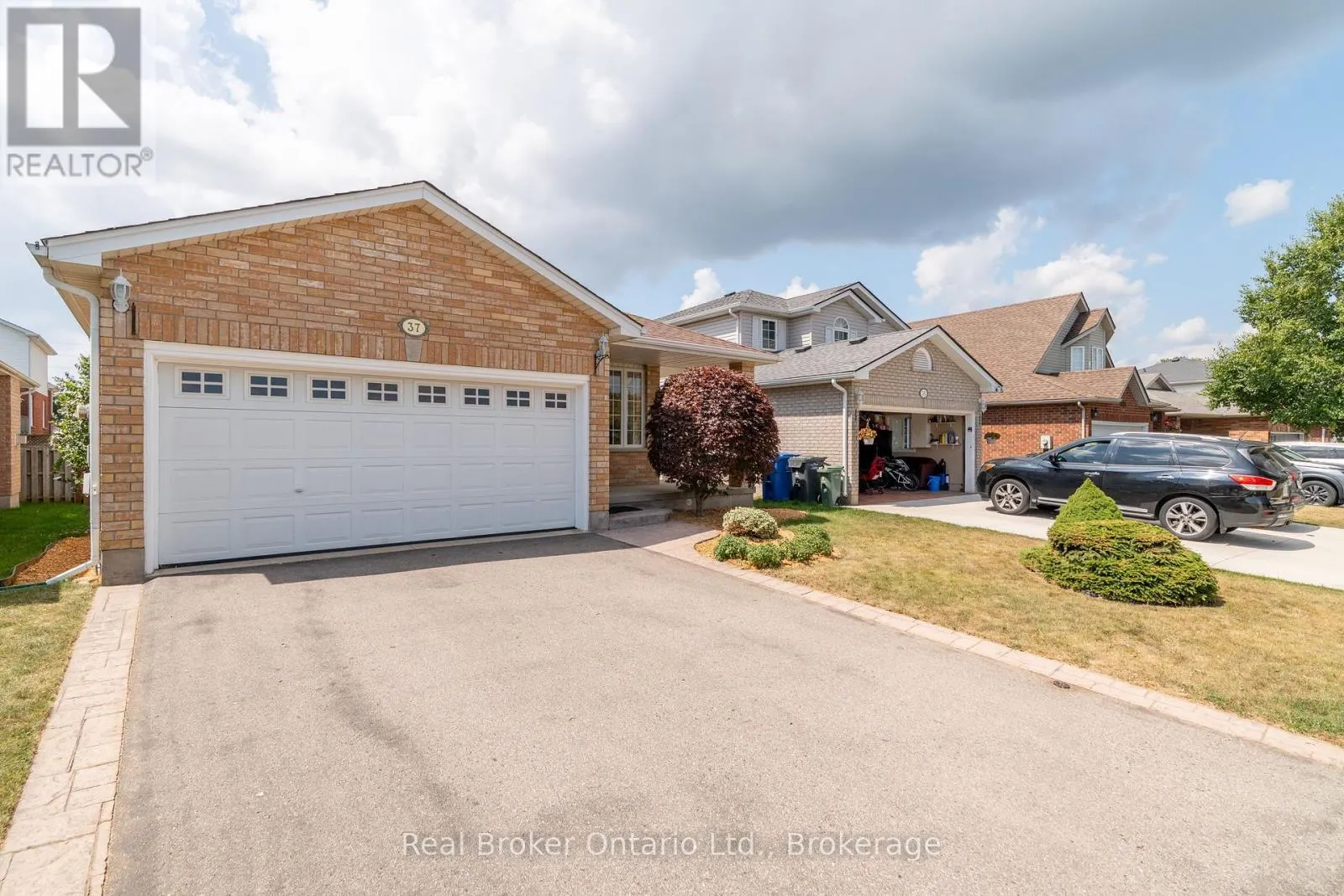 37 BORLAND DRIVE