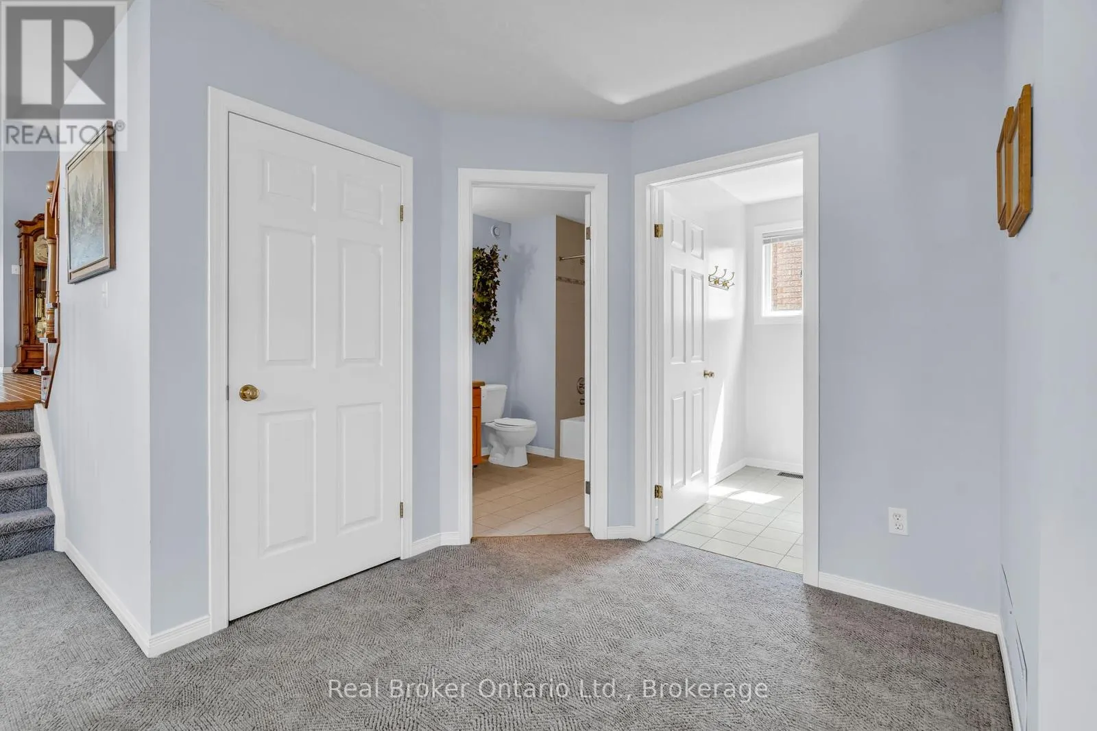 37 BORLAND DRIVE