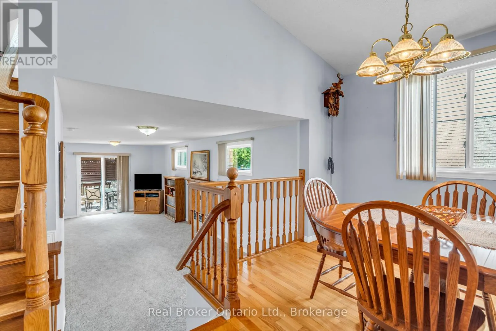 37 BORLAND DRIVE