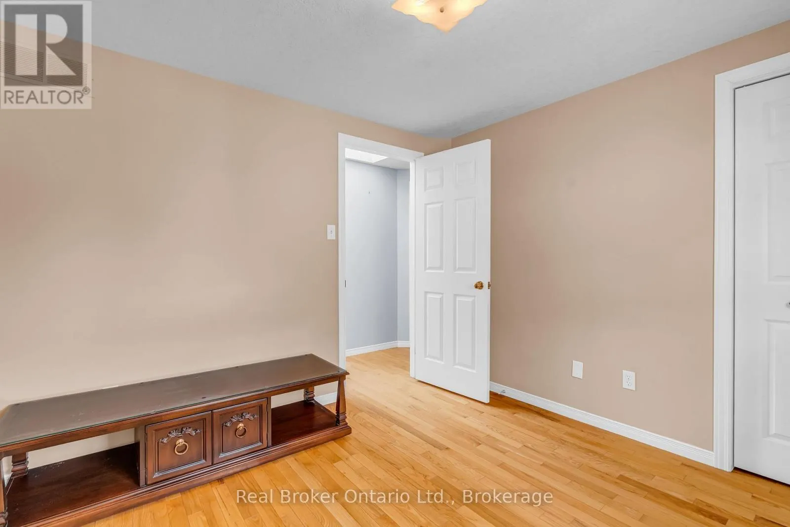 37 BORLAND DRIVE