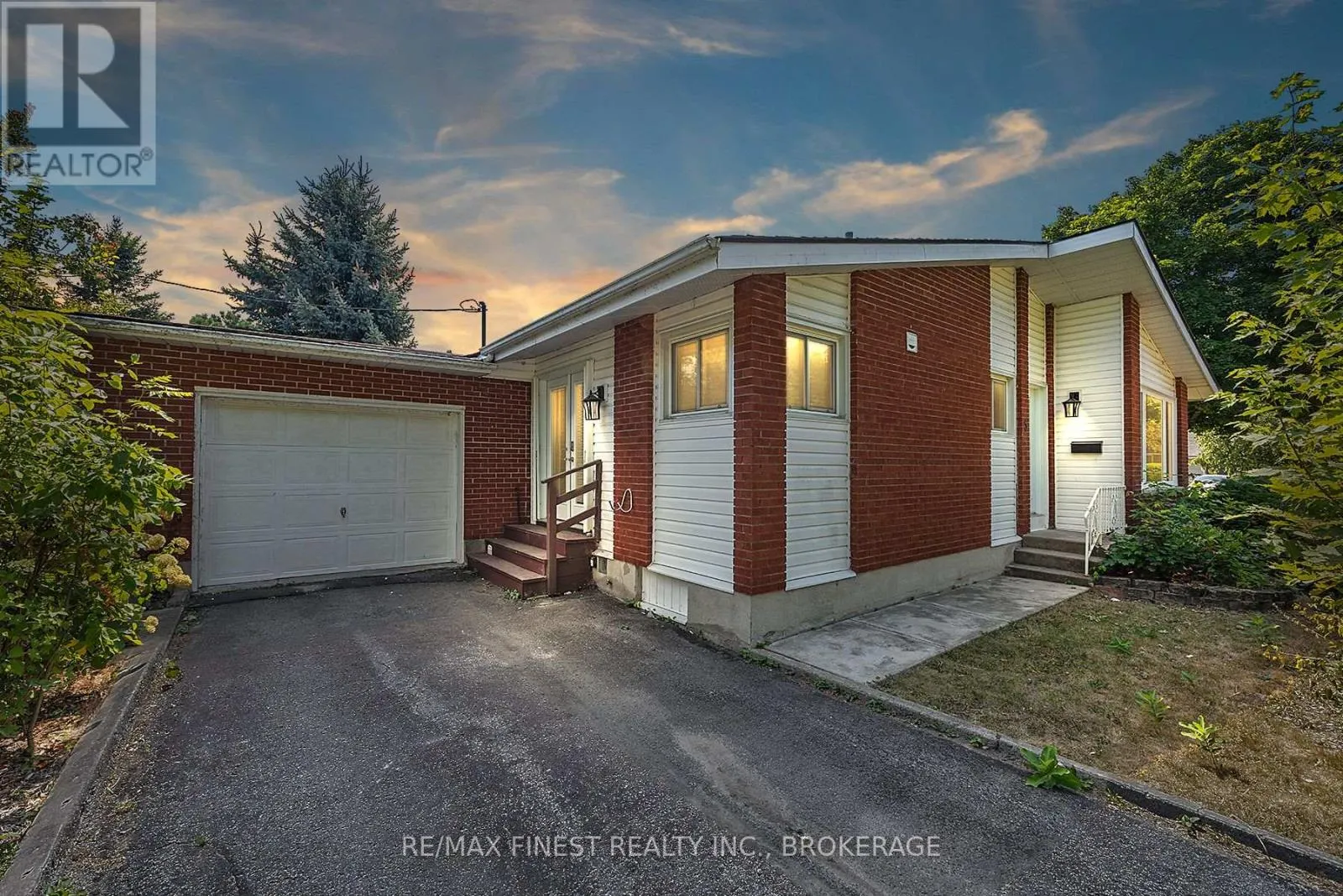 5 MICHAEL GRASS CRESCENT