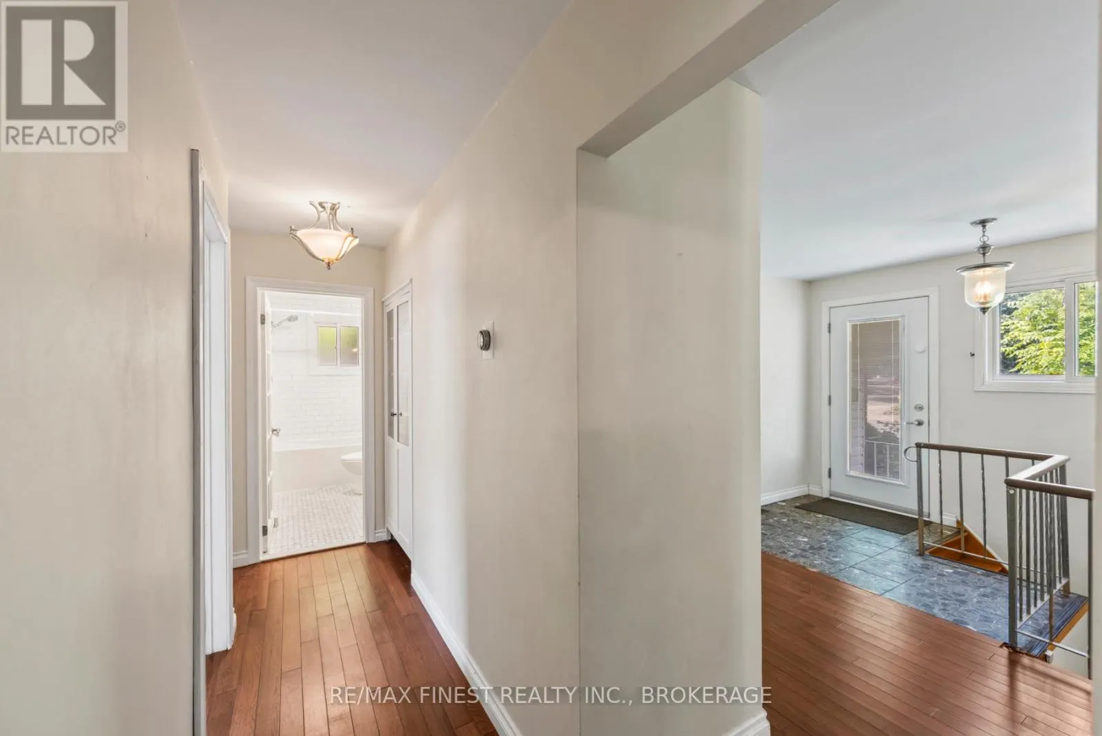5 MICHAEL GRASS CRESCENT