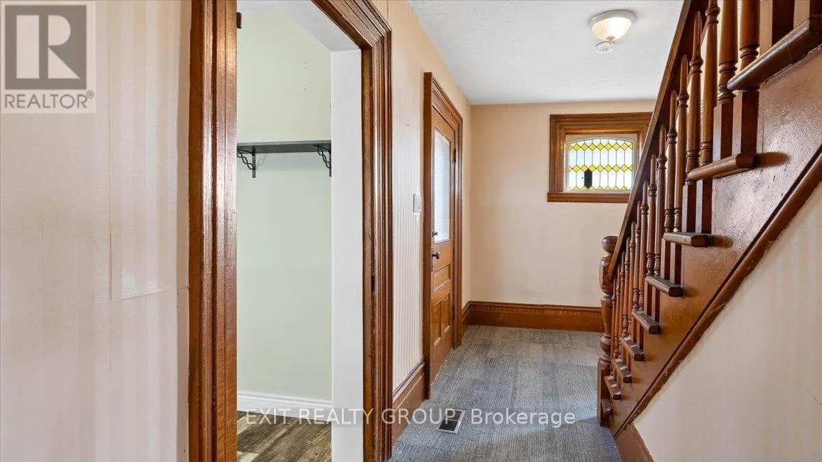 837 CASEY ROAD