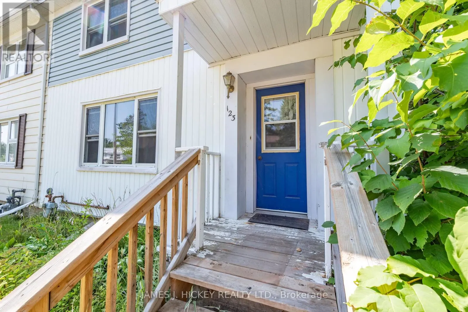 123 ALGONQUIN STREET