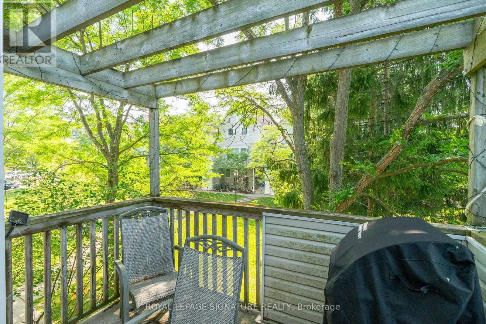 55 - 461 BEECHWOOD PLACE