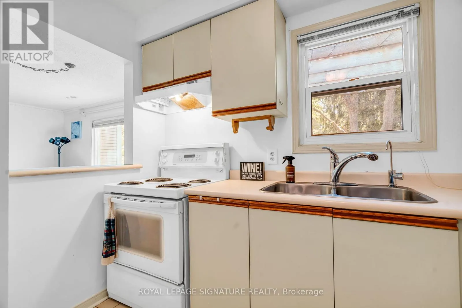 55 - 461 BEECHWOOD PLACE