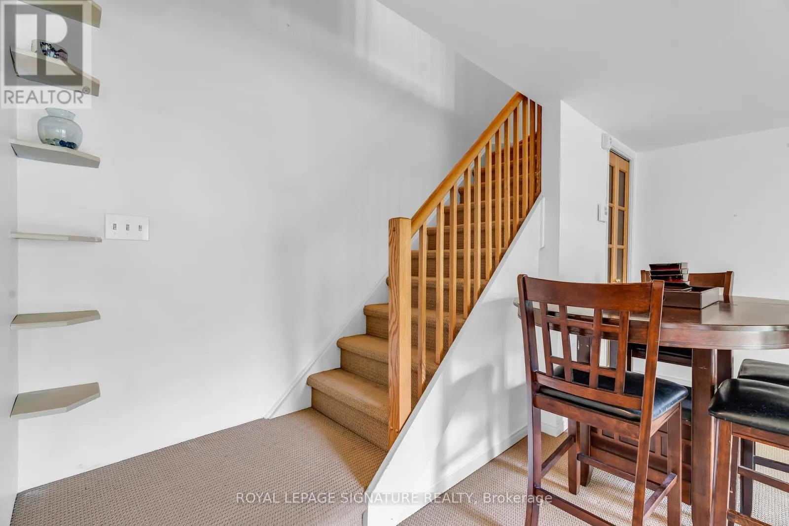 55 - 461 BEECHWOOD PLACE