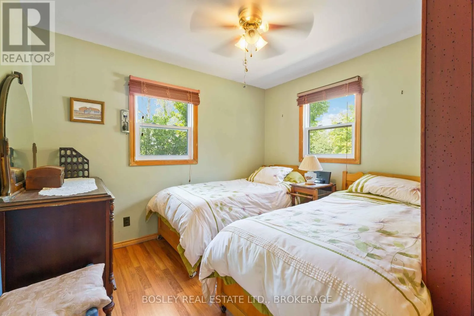 557 EDGEWATER PLACE