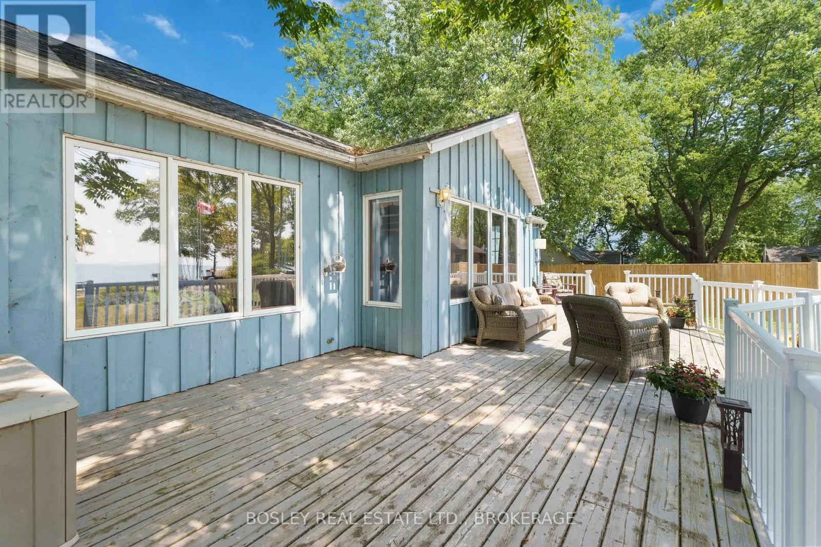 557 EDGEWATER PLACE