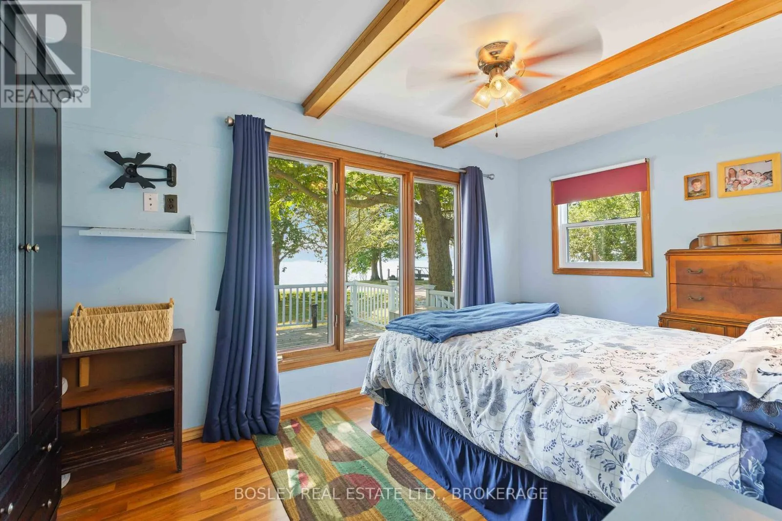 557 EDGEWATER PLACE
