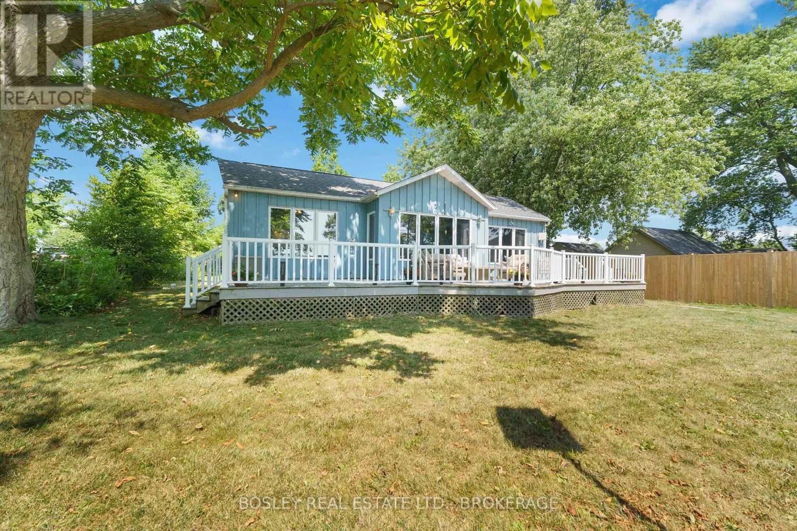 557 EDGEWATER PLACE