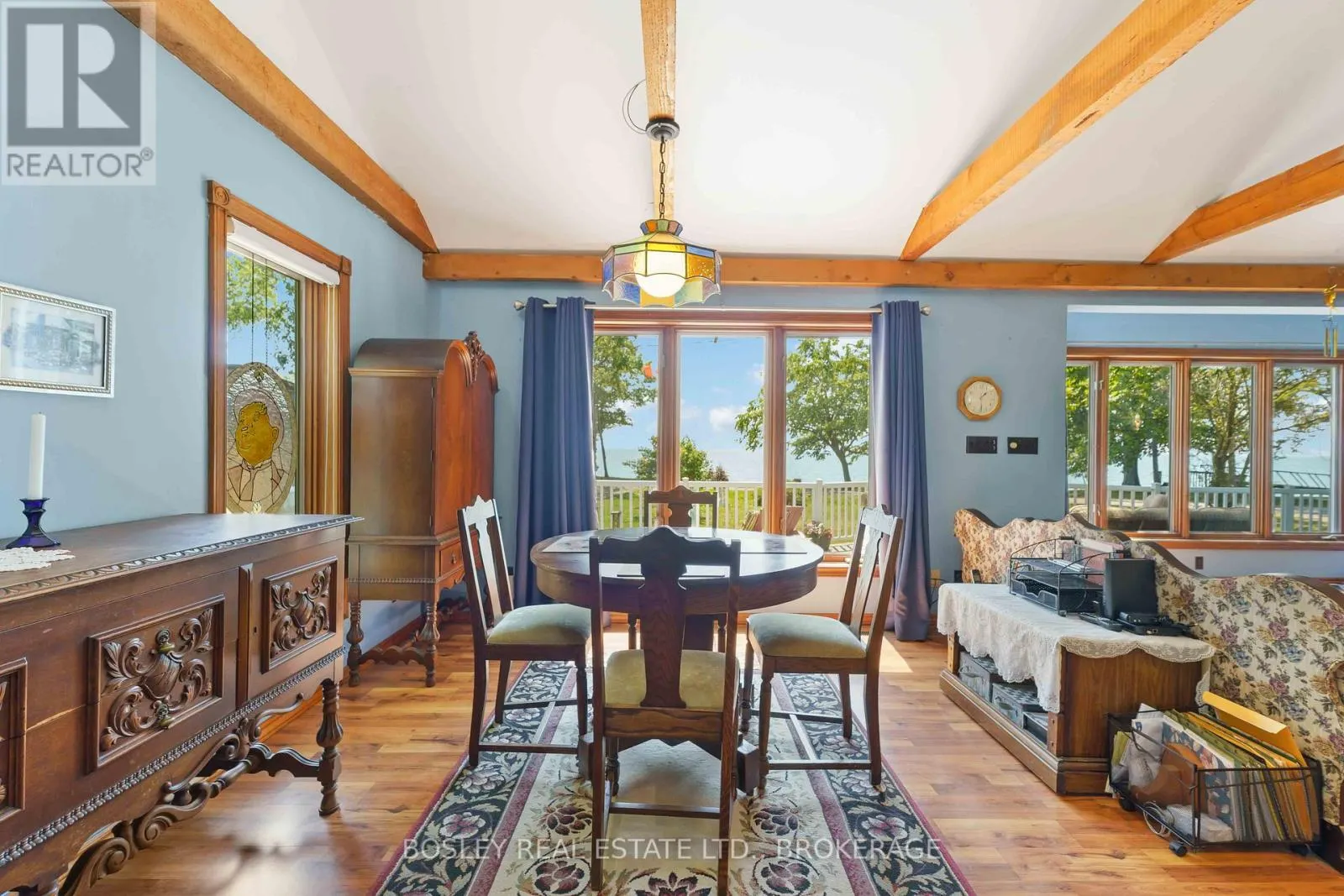 557 EDGEWATER PLACE