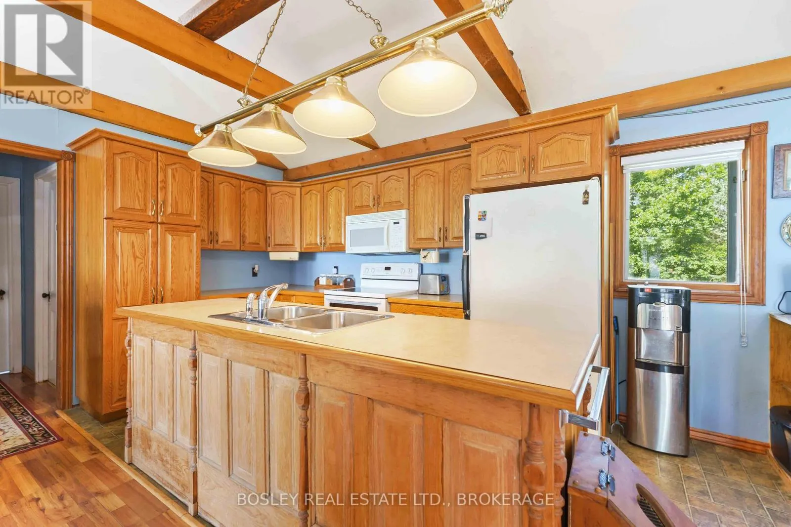 557 EDGEWATER PLACE