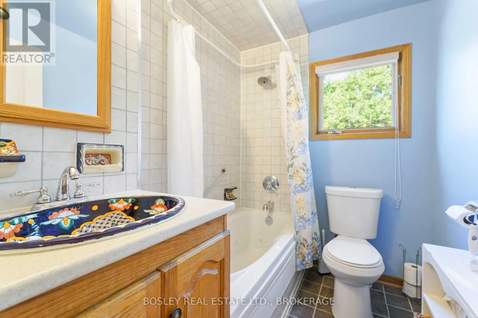557 EDGEWATER PLACE