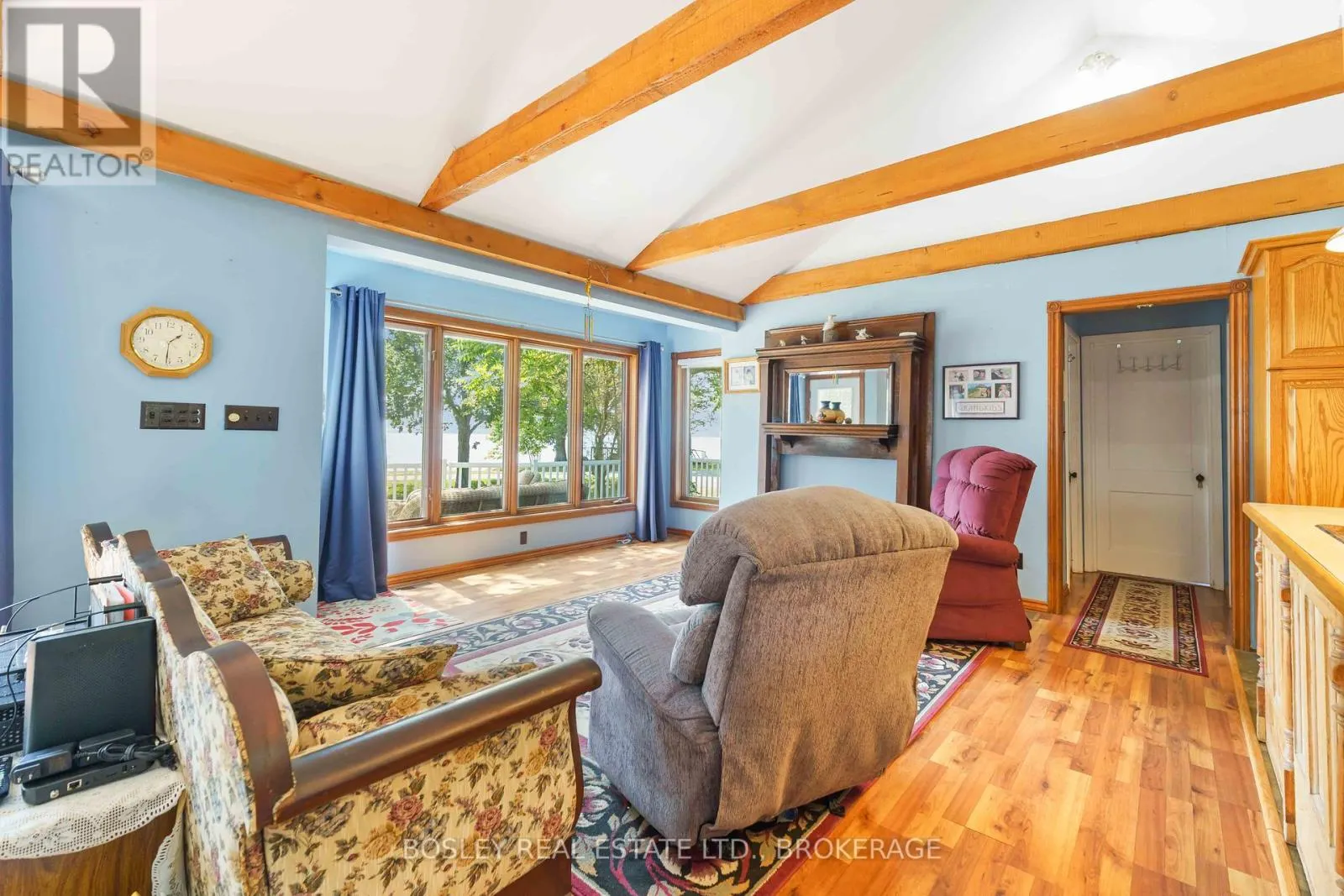 557 EDGEWATER PLACE