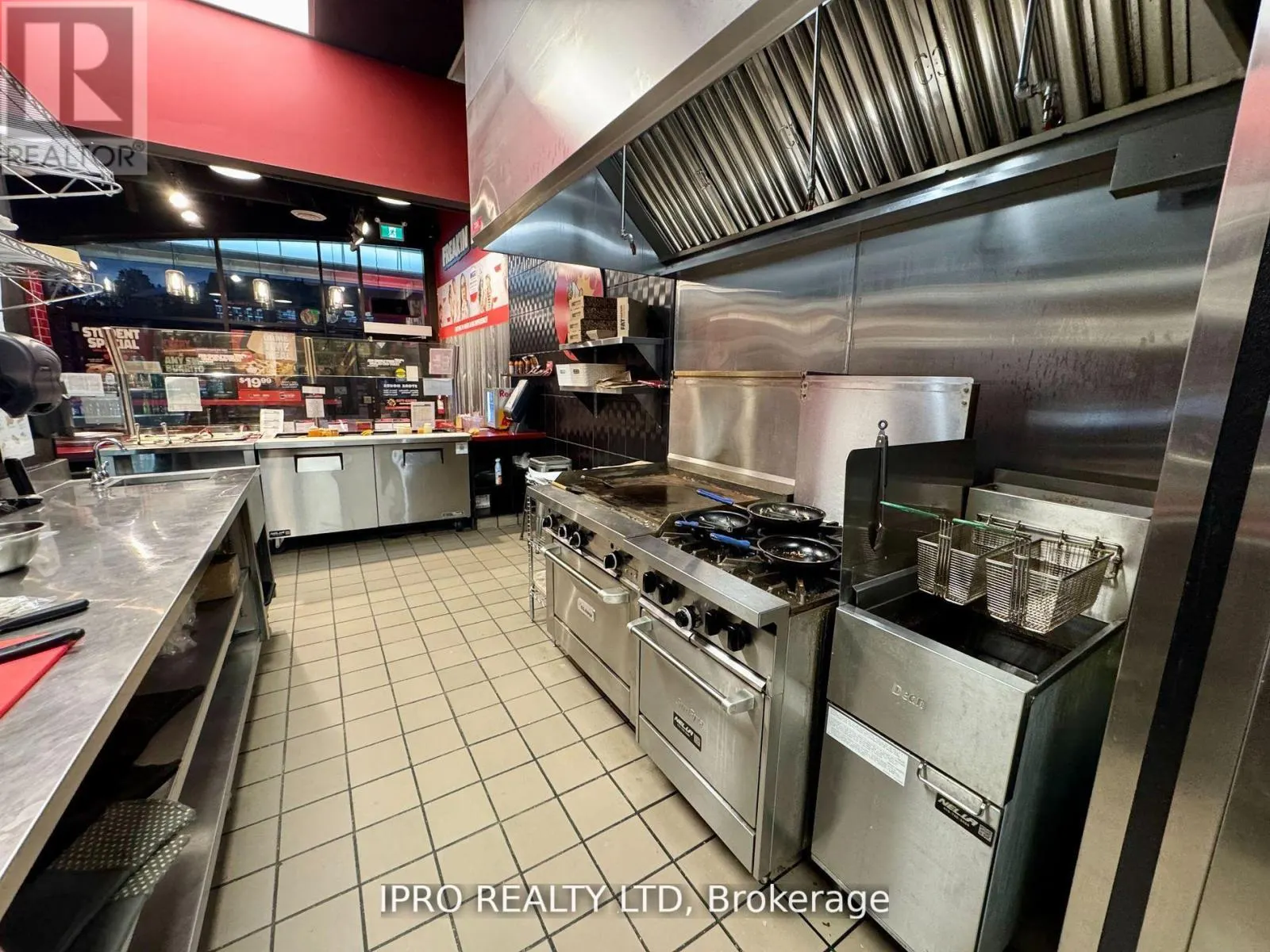 103 - 646 ERB STREET W