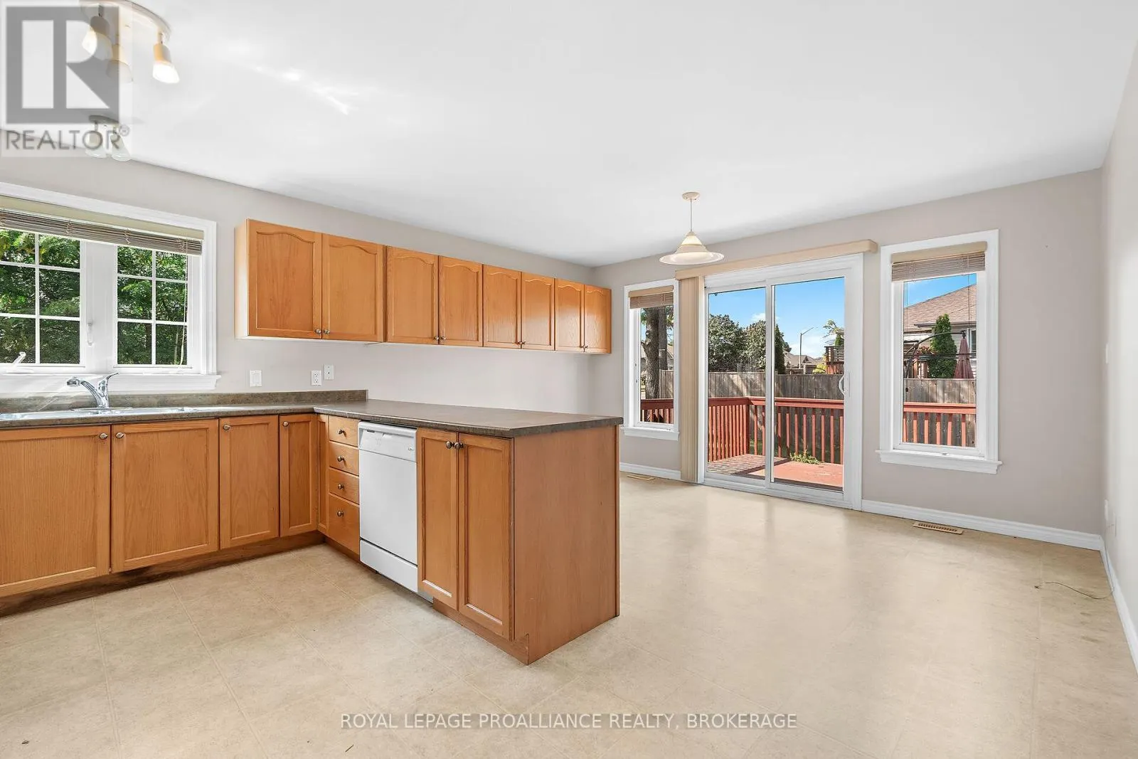29 ELLESMEER AVENUE