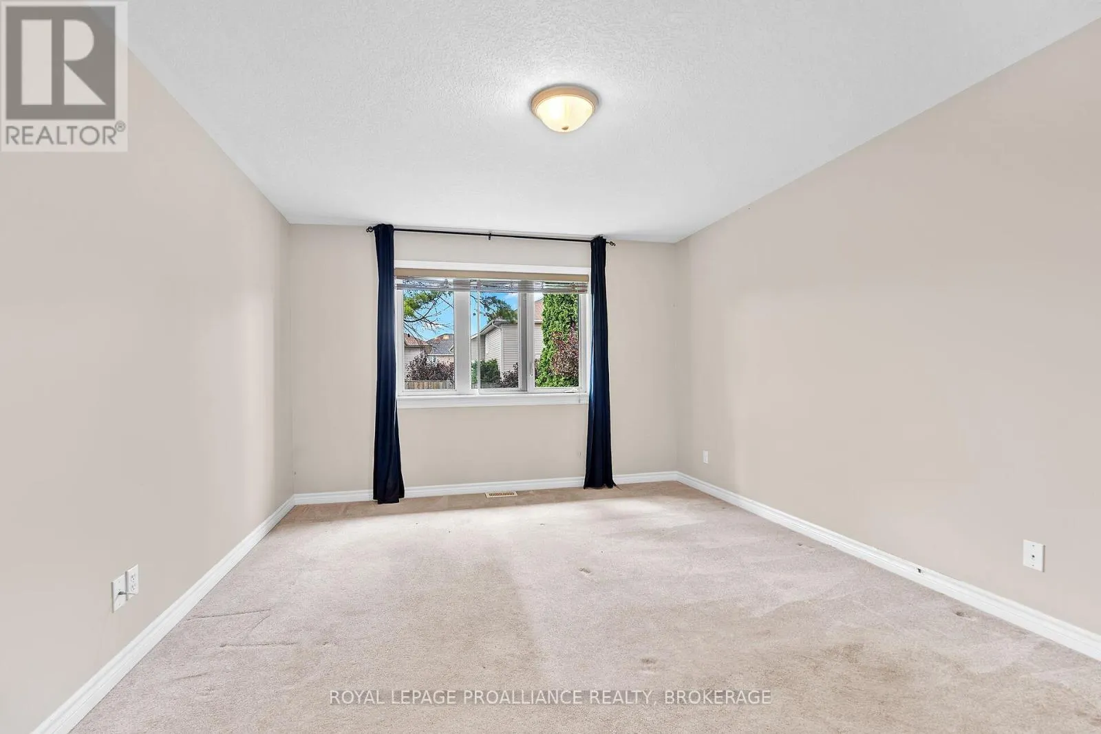 29 ELLESMEER AVENUE