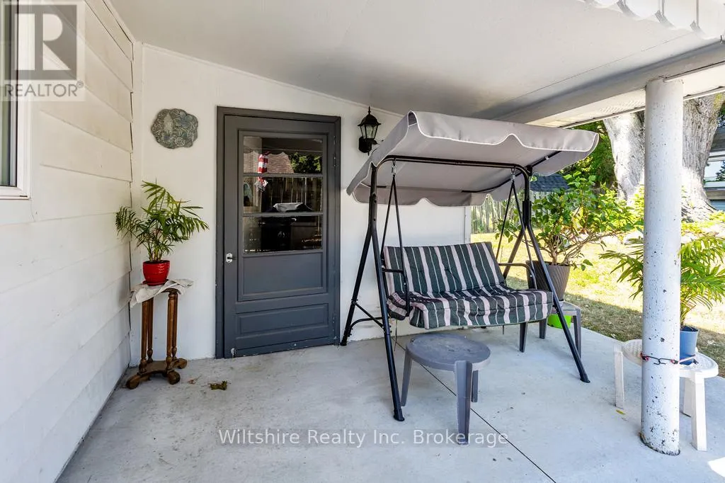 10 TILLSON STREET