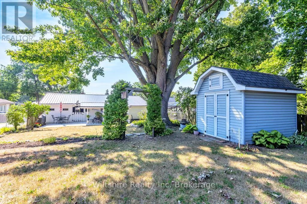10 TILLSON STREET