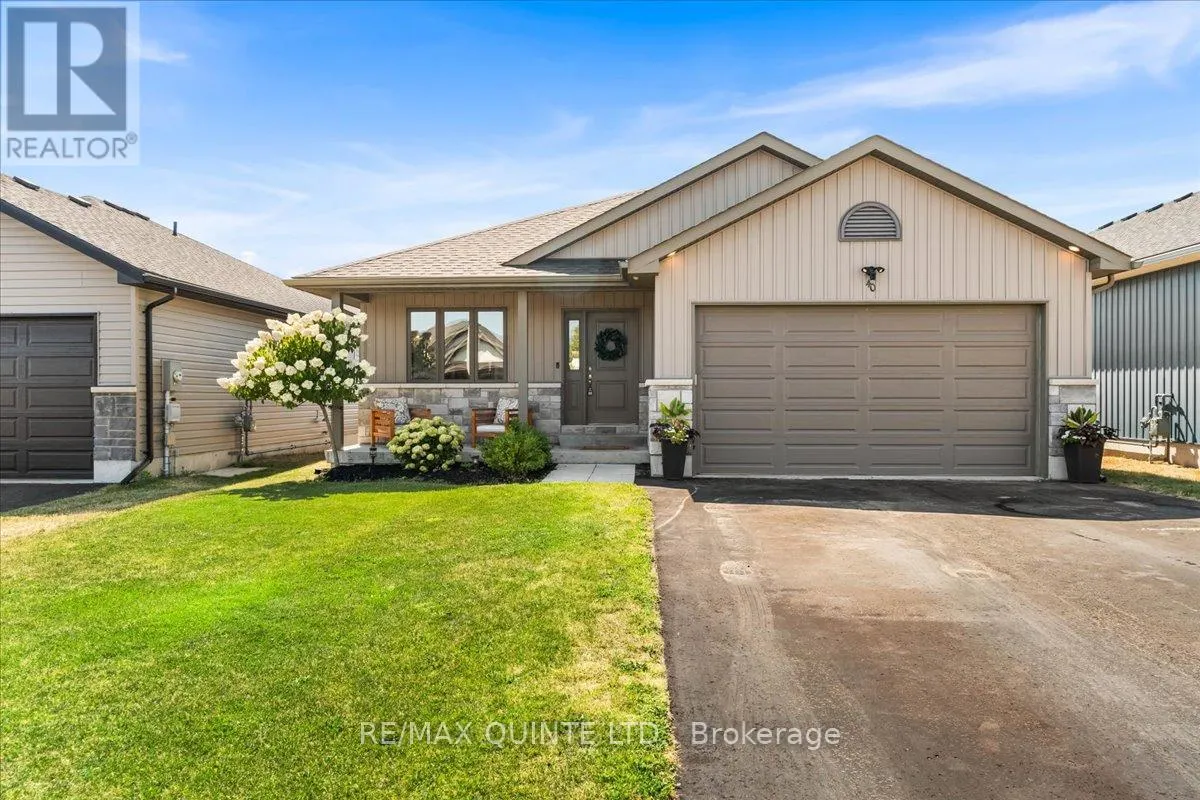 40 DEACON PLACE