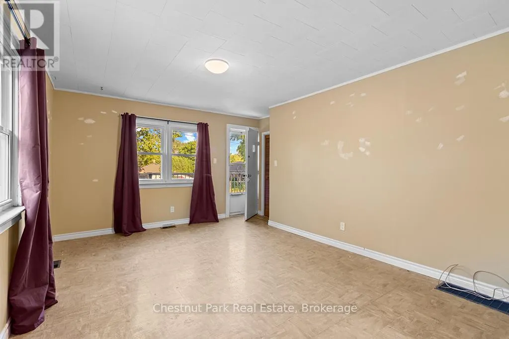 1540 6TH AVENUE W