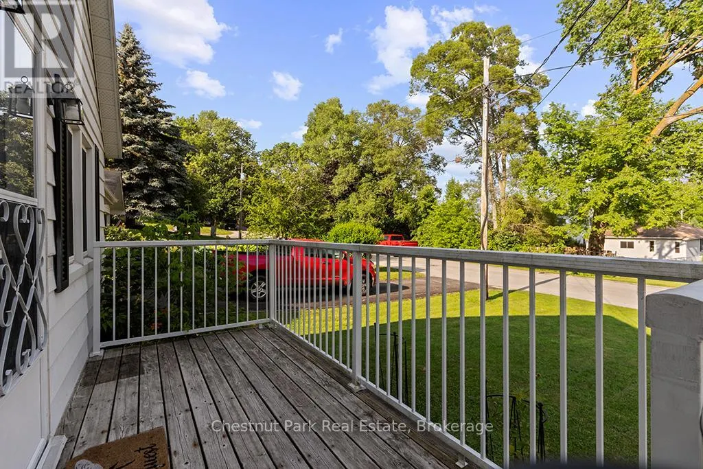 1540 6TH AVENUE W