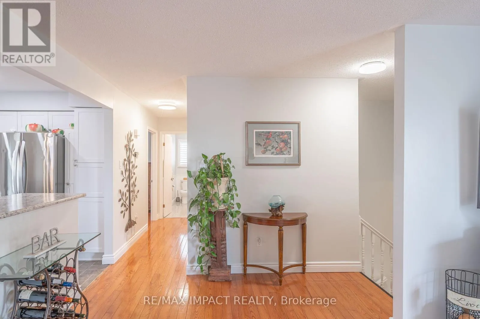 10 CEDARTREE LANE