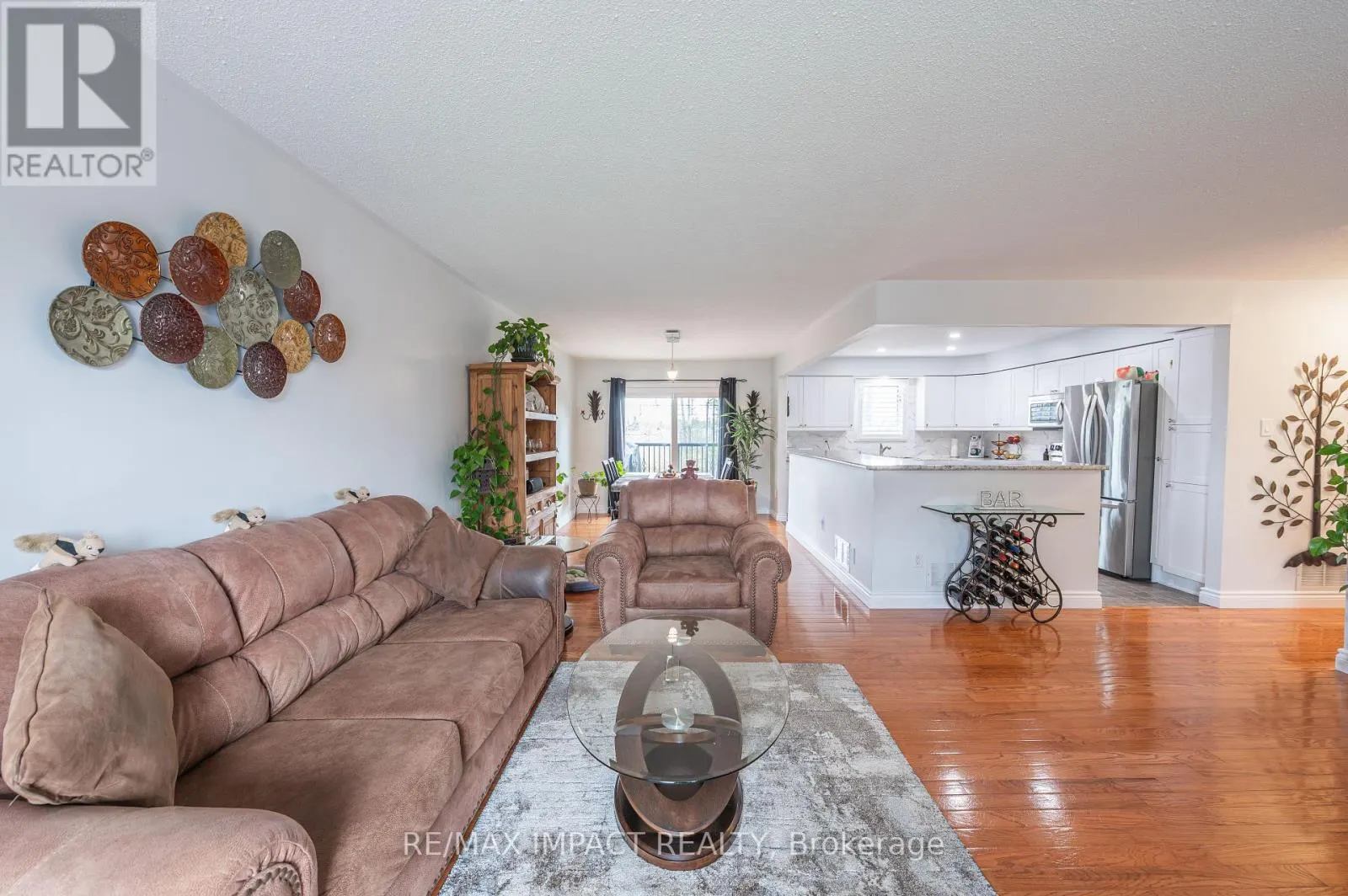 10 CEDARTREE LANE