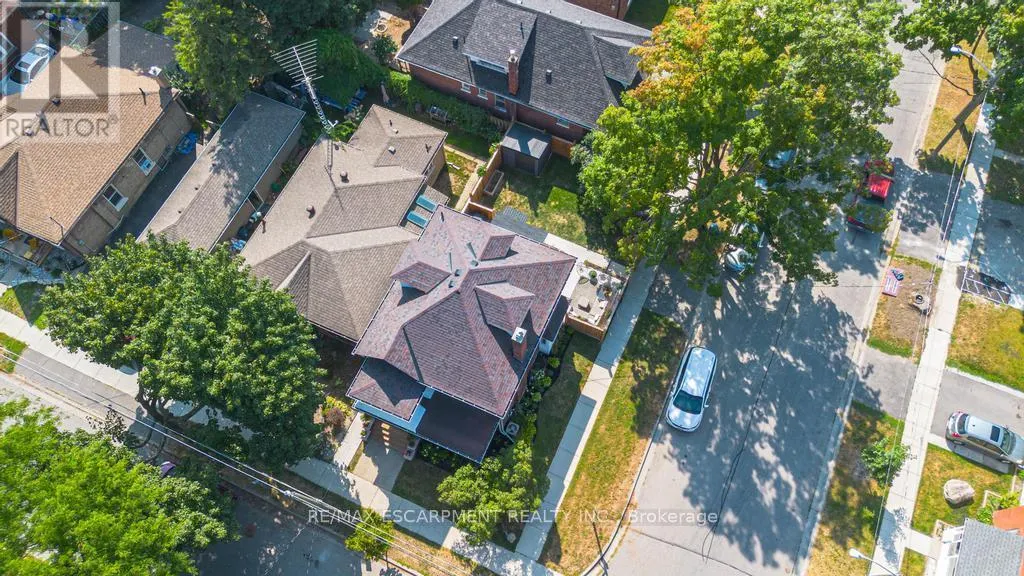 47 EAGLE AVENUE