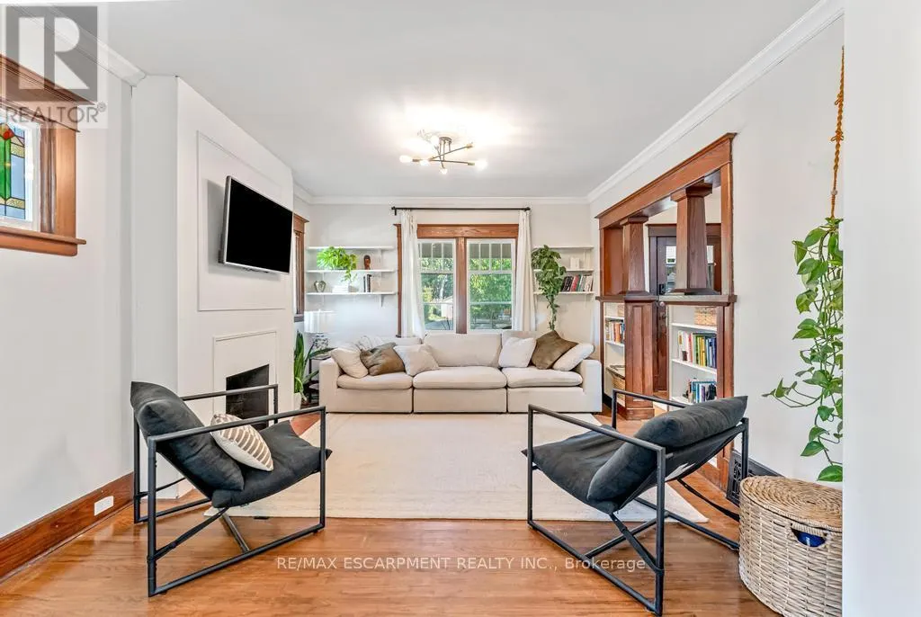 47 EAGLE AVENUE