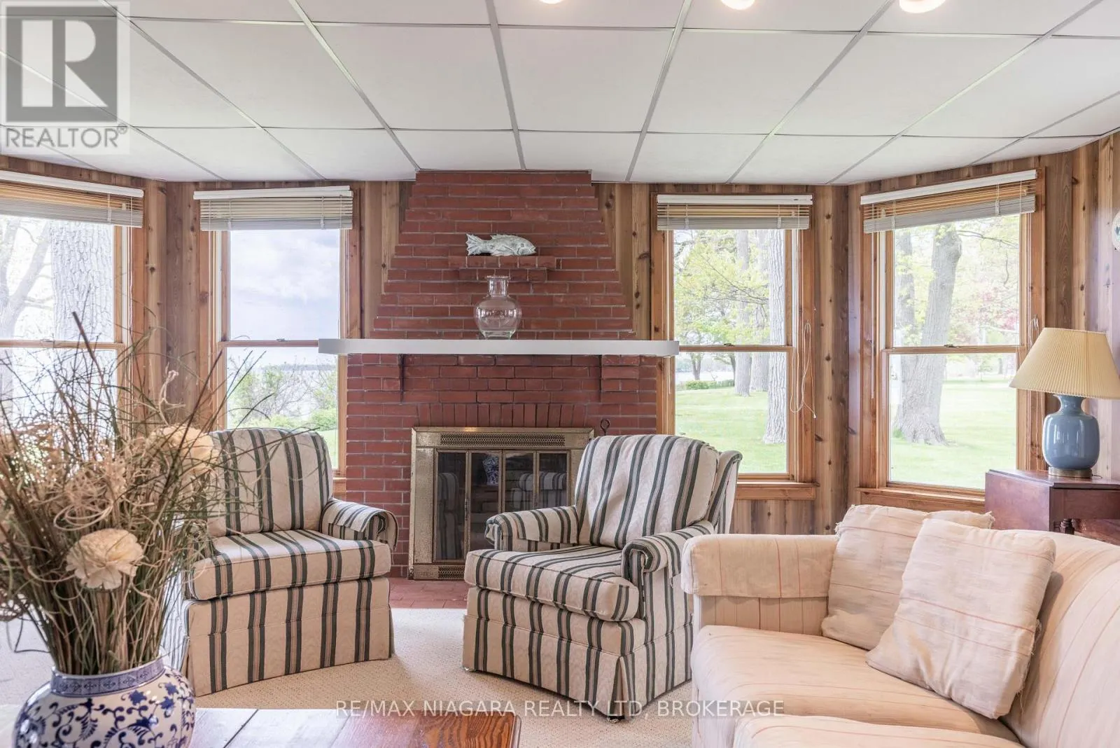 183 MAPLE LANE