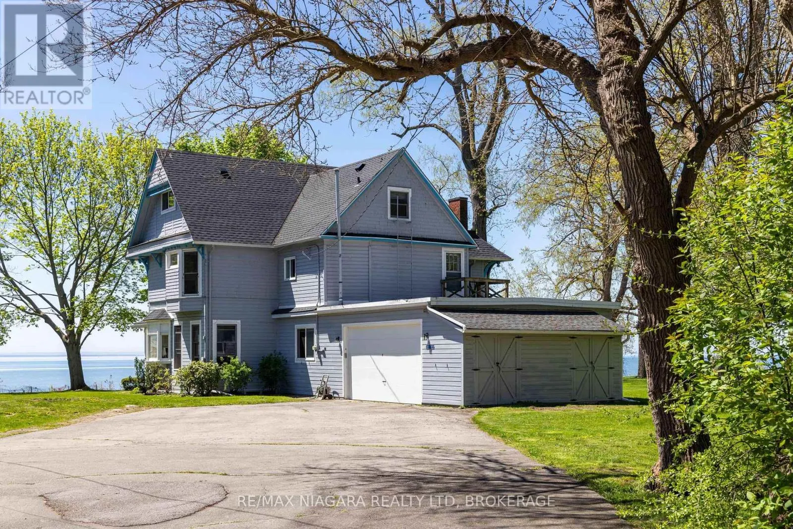 183 MAPLE LANE
